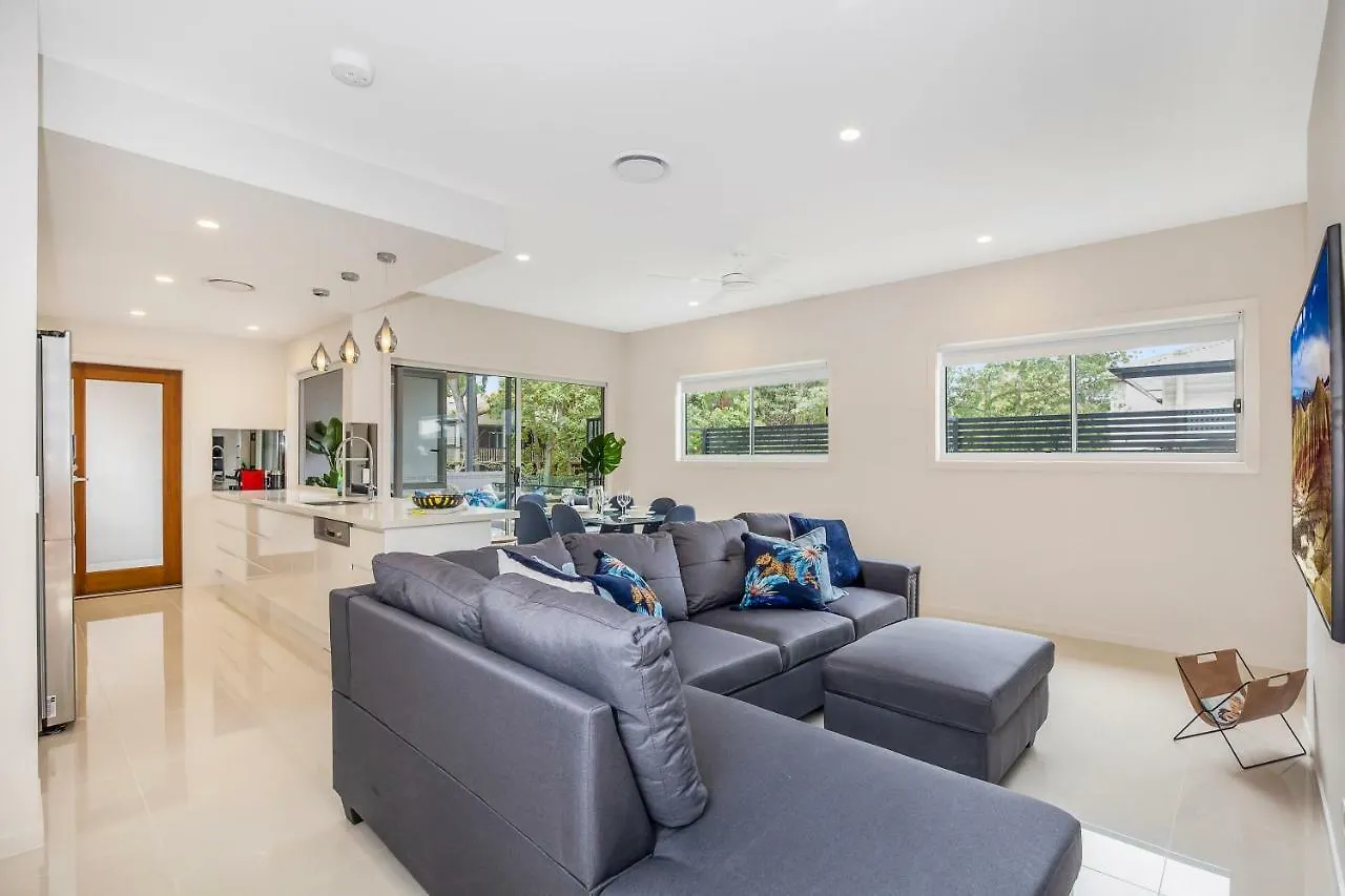 Park Avenue Luxe Townhouse Brand New Sleeps 9 Villa Brisbane Australia