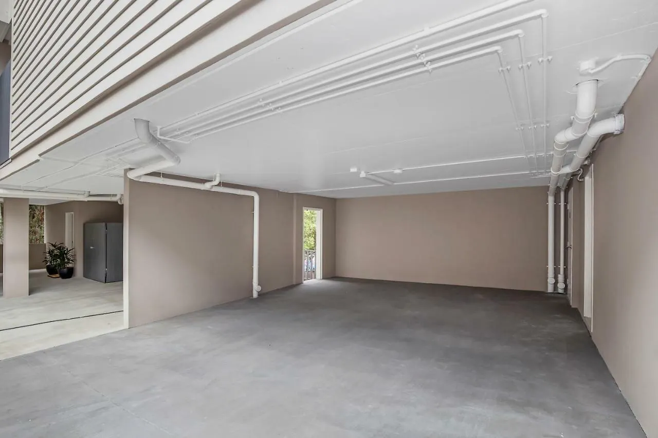 Park Avenue Luxe Townhouse Brand New Sleeps 9 Villa Brisbane