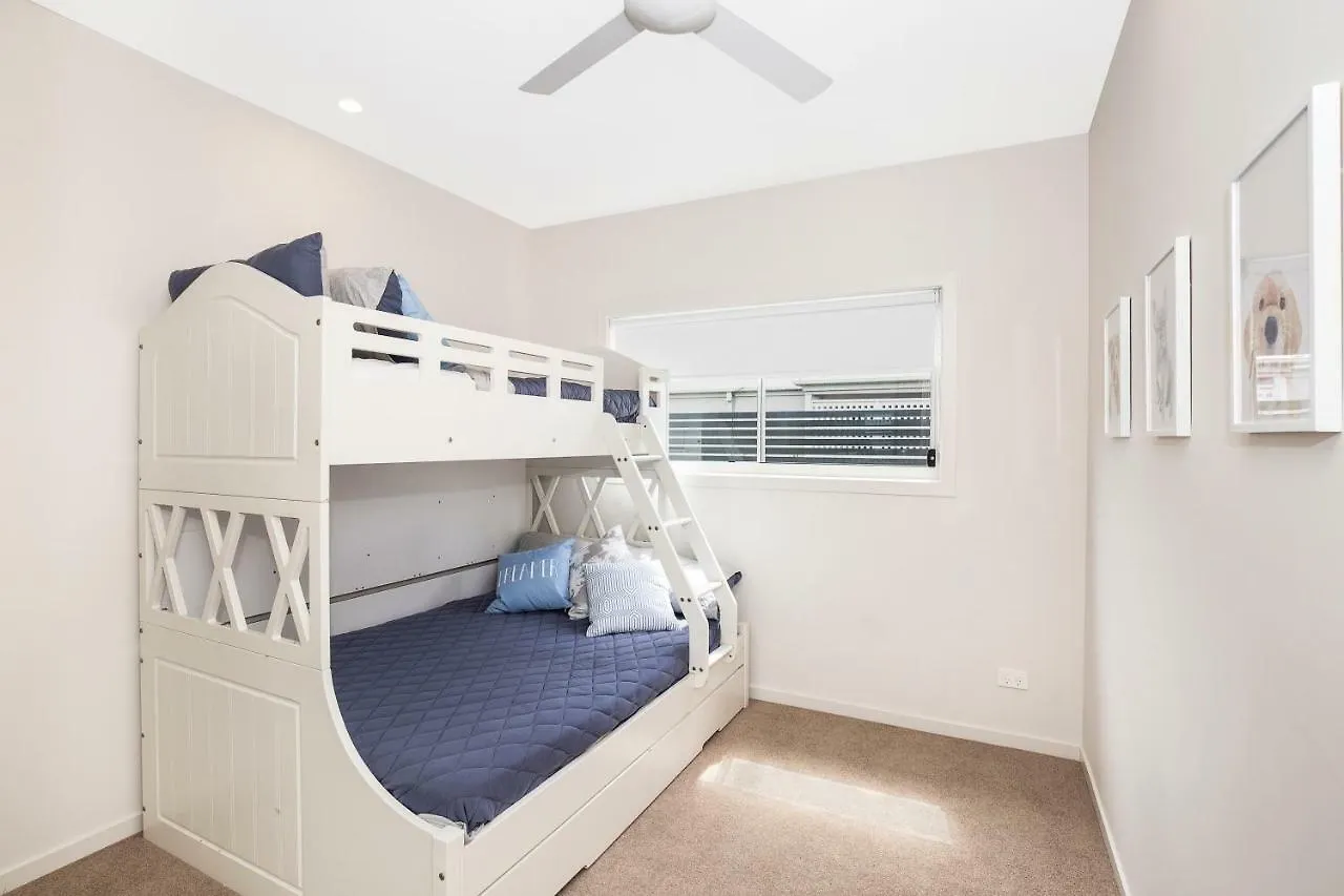 Park Avenue Luxe Townhouse Brand New Sleeps 9 Villa Brisbane Australia
