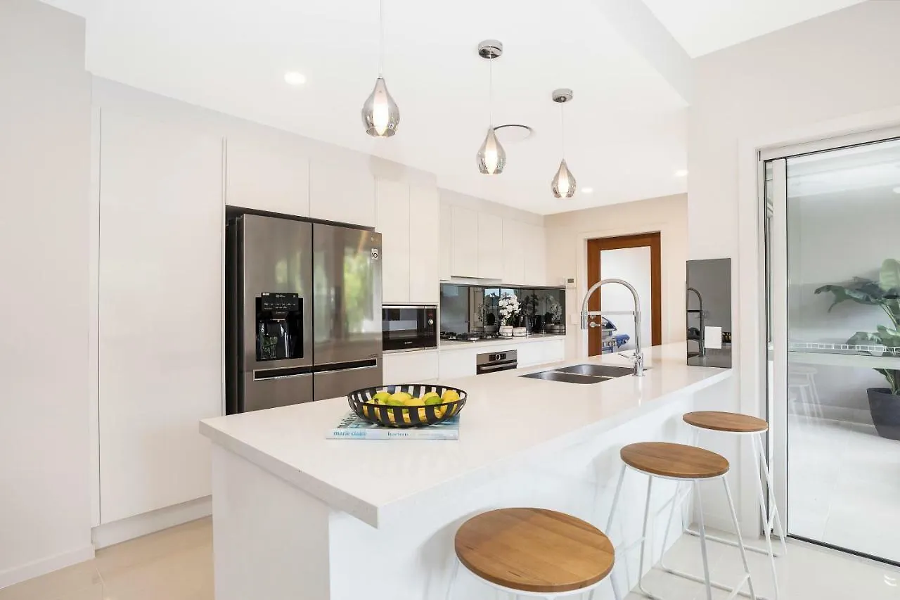 Park Avenue Luxe Townhouse Brand New Sleeps 9 Villa Brisbane 0*,  Australia
